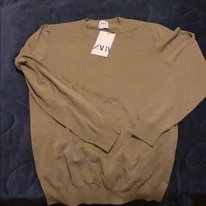 Zara brand new Sweater